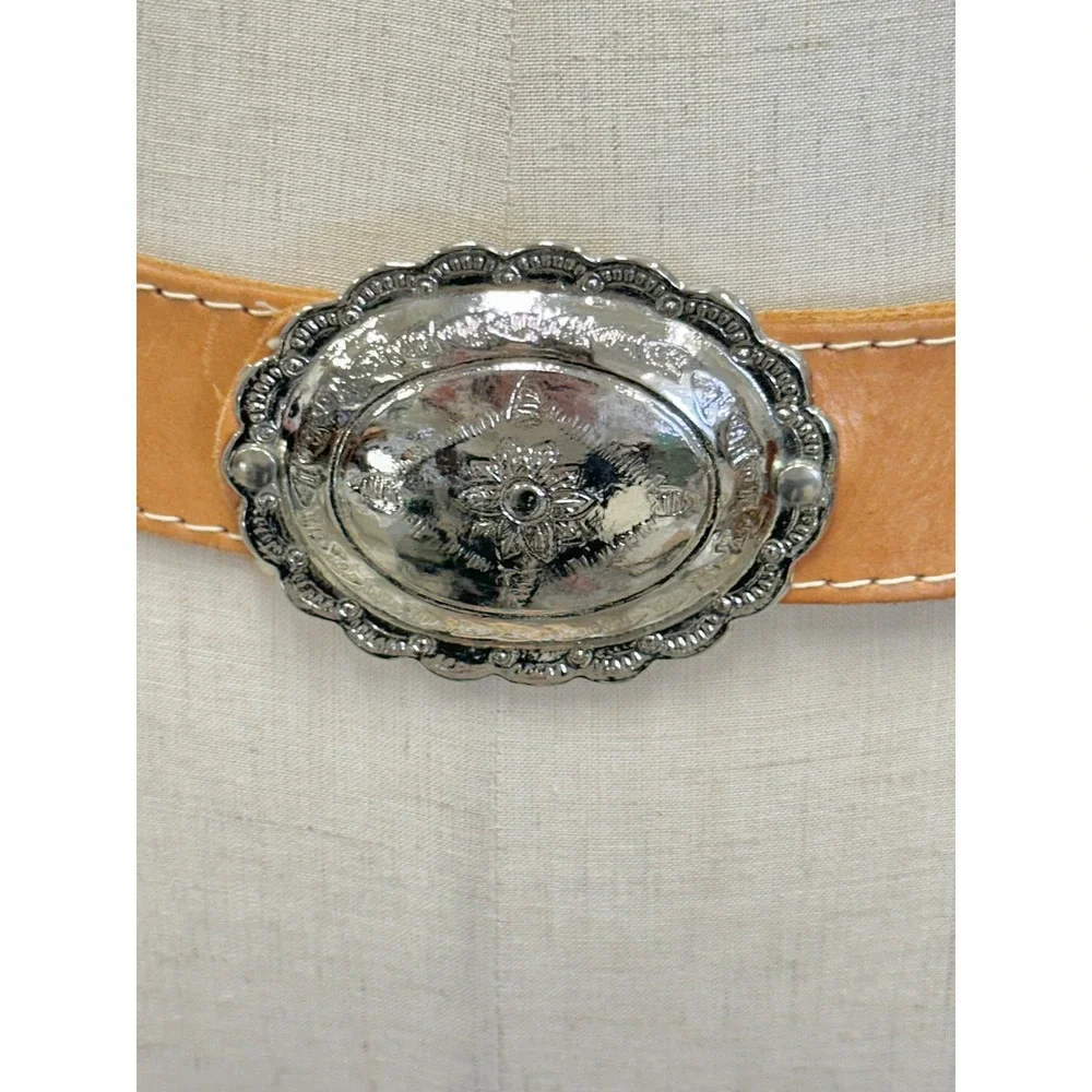 Carole Little Tan Leather Silver Concho Belt Womens Size M Western Boho 90s